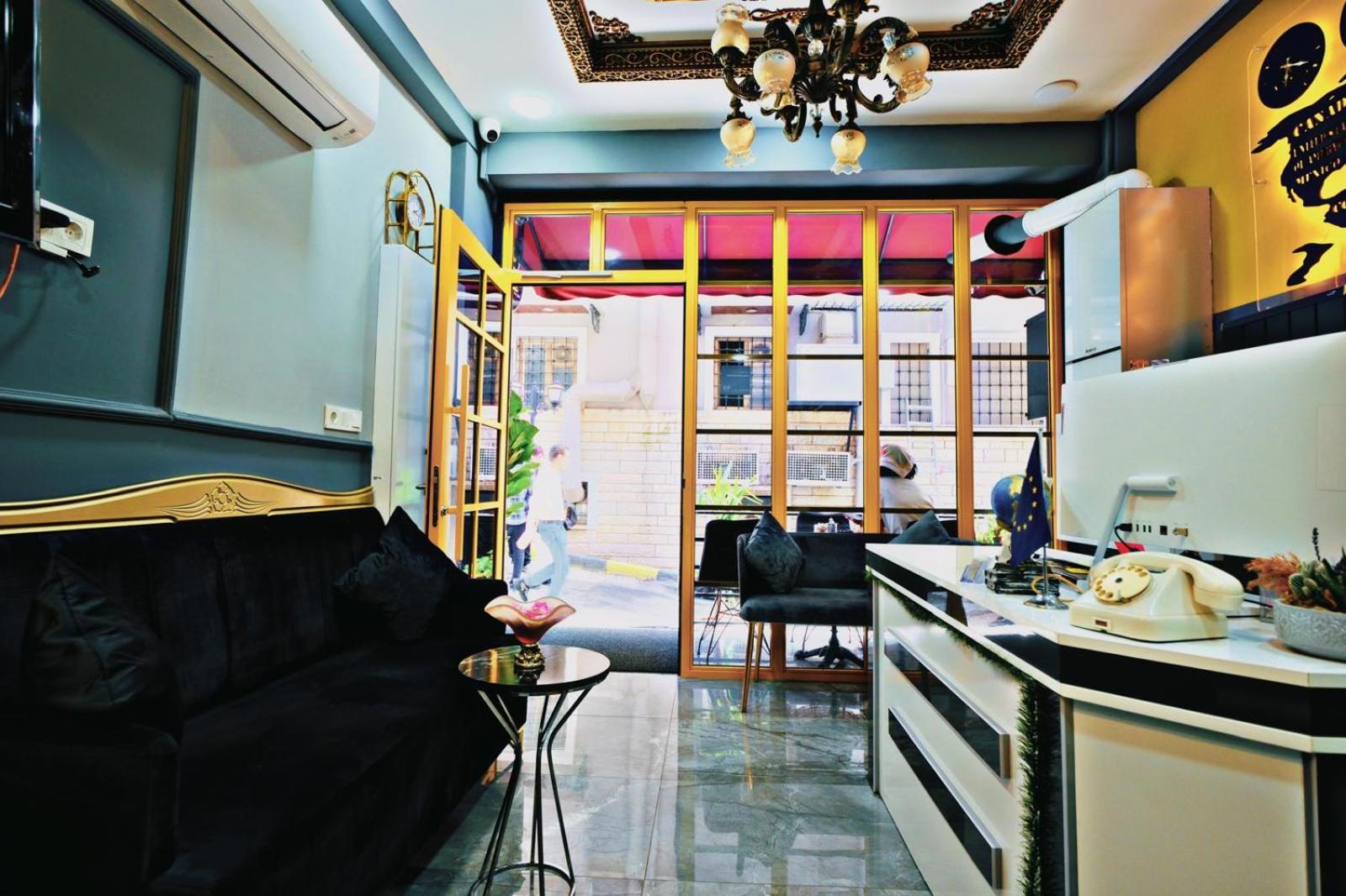 Yellow Mansion Istanbul Exterior photo